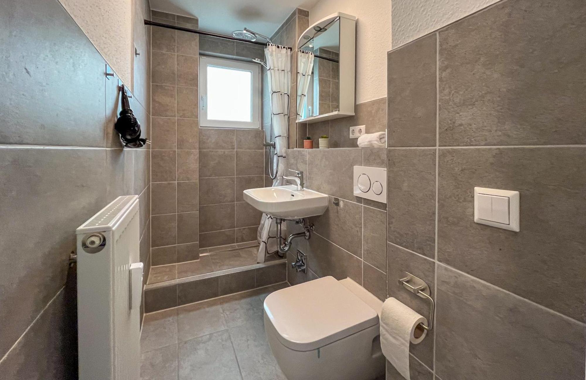 Rosenberg-Suites - Zentral, Stellplatz, Grosse Terasse, Business & Privat ハイルブロン エクステリア 写真