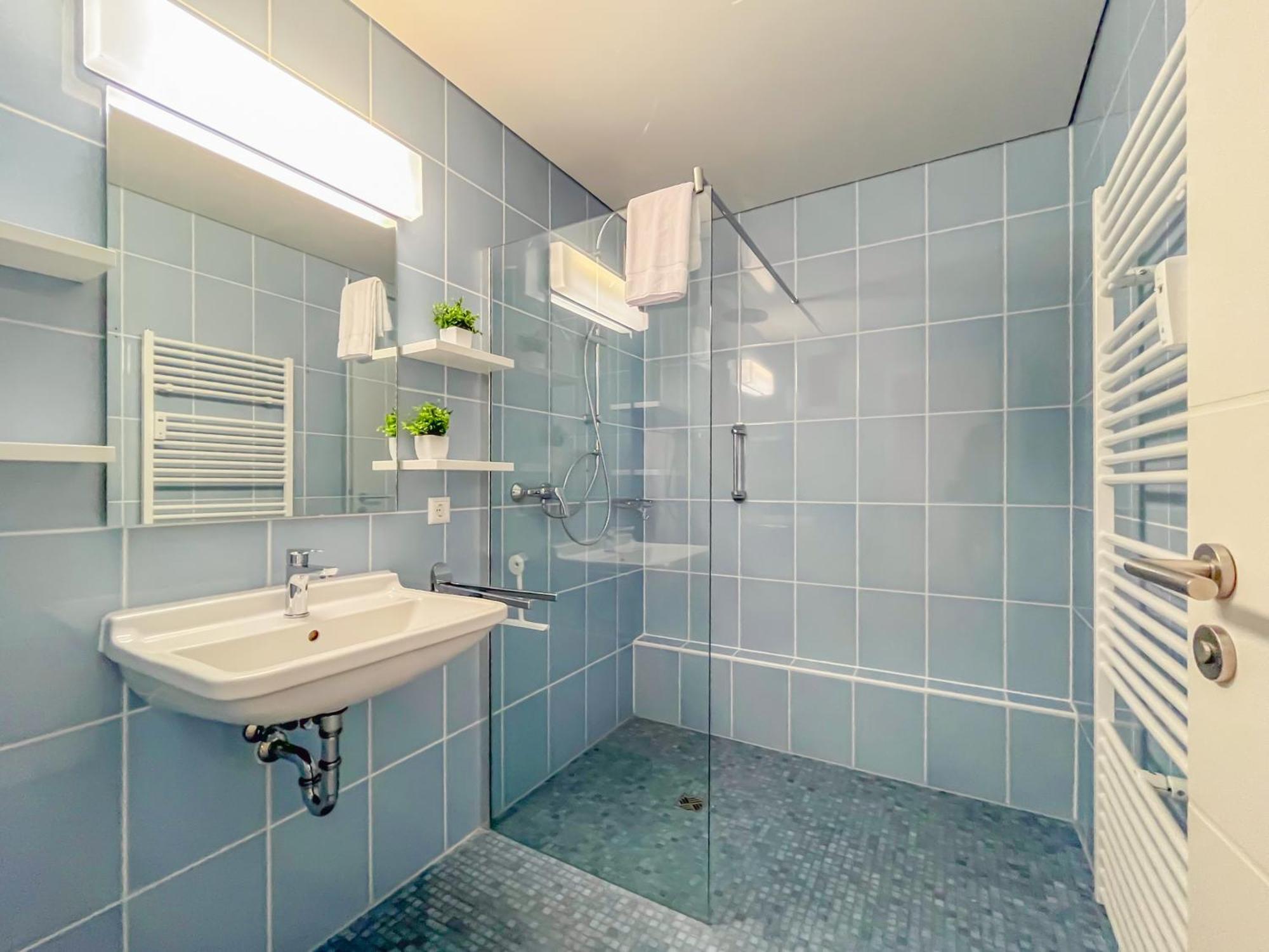 Rosenberg-Suites - Zentral, Stellplatz, Grosse Terasse, Business & Privat ハイルブロン エクステリア 写真
